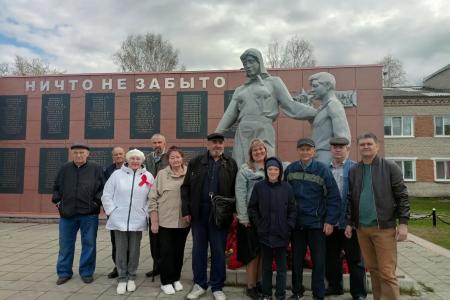 В Томской области коммунисты вместе со всей страной отметили День Победы
