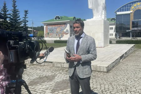 Александр Ющенко посетил Учалы и встретился с жителями района