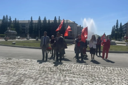 Александр Ющенко посетил Учалы и встретился с жителями района