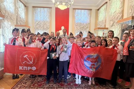 В Уфе отметили День пионерии: Александр Ющенко принял участие в торжественных мероприятиях