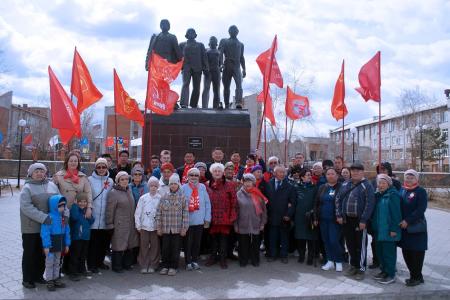 Бурятия. Митинг солидарности в Улан-Удэ: За перемены и защиту Байкала!