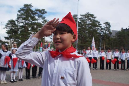 Республика Бурятия: Пионерия на марше!