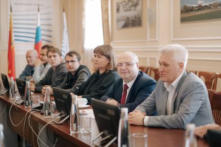 Воронежских авиастроителей поздравил с Днём победы  Депутат Государственной Думы Сергей Гаврилов