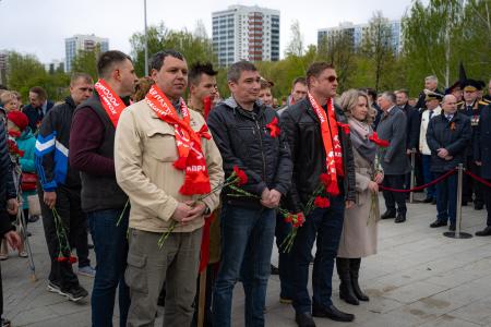 День Победы в Перми. Коммунисты приняли участие в общегородской церемонии возложения цветов