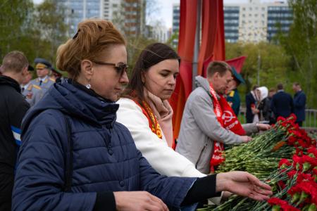 День Победы в Перми. Коммунисты приняли участие в общегородской церемонии возложения цветов