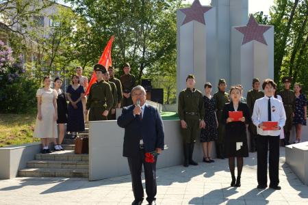 Первый секретарь Калмыцкого рескома КПРФ Николай Нуров выступил на митинге у мемориала «У войны не женское лицо»