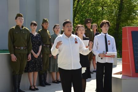 Первый секретарь Калмыцкого рескома КПРФ Николай Нуров выступил на митинге у мемориала «У войны не женское лицо»