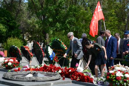 Красный День Победы в Астрахани