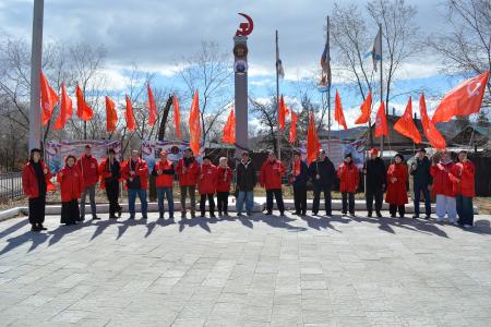Коммунисты Забайкалья отметили 1 Мая автопробегом и митингом