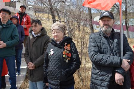 Коммунисты Забайкалья отметили 1 Мая автопробегом и митингом