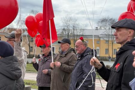 Карелия. Красный Первомай в Петрозаводске