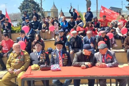 Парад в Дербенте. В Дагестане продолжаются празднования международного дня солидарности трудящихся – 1 мая