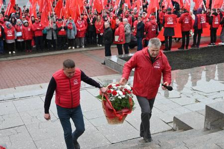 Ульяновск. Мир! Труд! Май!