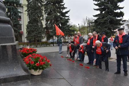Коммунисты Северной Осетии отметили 1 мая