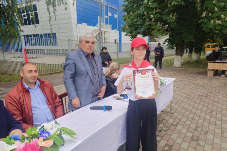 В Карачаево-Черкесии состоялся массовый прием в пионеры