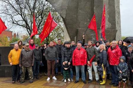 Коммунисты и сторонники КПРФ на Кубани отметили День Красного Первомая