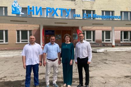 Владимир Исаков встретился со студентами Новомосковского института РХТУ им. Д.И. Менделеева