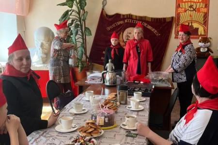 В Томской области коммунисты отметили День пионерии