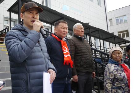 Якутия. Вячеслав Куличкин — юным пионерам: «Учитесь побеждать!»