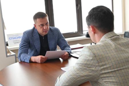 Член Совета Федерации от КПРФ Айрат Гибатдинов провел рабочие встречи с министрами Ульяновской области