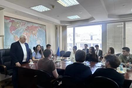 В Госдуме прошла встреча депутатов с грузинскими студентами из российских вузов