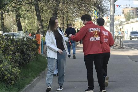 В Иванове коммунисты и комсомольцы вышли на «Красную улицу» в преддверии 81-й годовщины Великой Победы