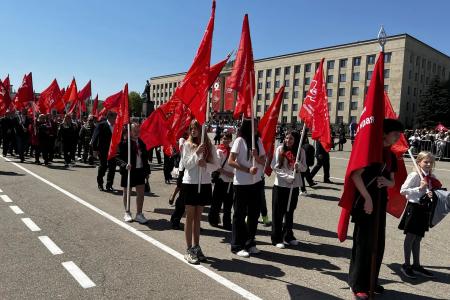 Память не угасает. Ряды не редеют. Ставропольские коммунисты и сторонники партии в едином строю встретили День Великой Победы