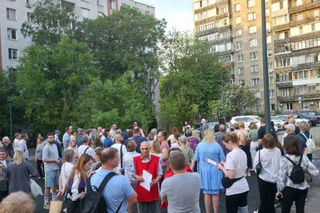 Москва. Марфино: жители против платных парковок и губительных экспериментов со дворами