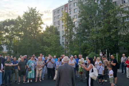 Москва. Марфино: жители против платных парковок и губительных экспериментов со дворами