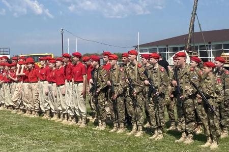 Выпускники Воронежского учебного авиационного центра отмечены благодарностями депутата Госдумы Сергея Гаврилова