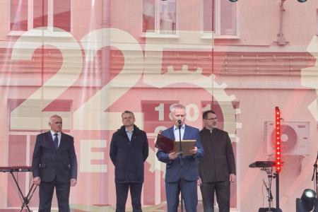 Санкт-Петербург. Сергей Пантелеев поздравил кировцев с Днём завода