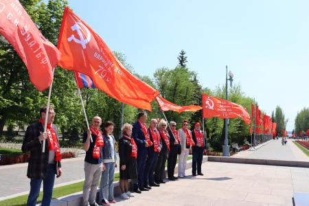 В Сталинграде и области накануне Великой Победы прошли возложения и памятные акции