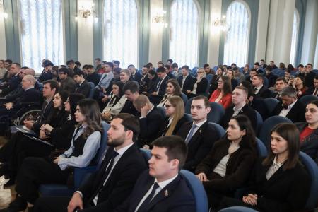 Владимир Исаков: молодёжи сегодня как никогда необходима Программа Победы КПРФ