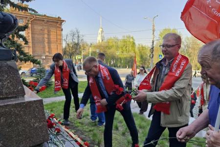В Пензе отметили 208-летие со дня рождения Карла Маркса