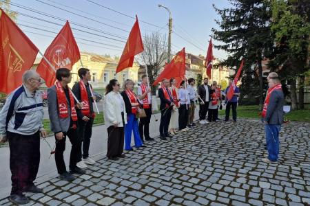 В Пензе отметили 208-летие со дня рождения Карла Маркса