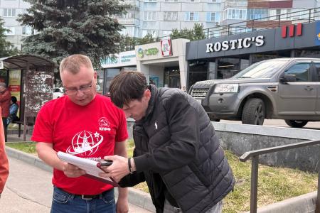 Лидер пензенских коммунистов Олег Шаляпин провёл встречу с жителями микрорайона Окружной