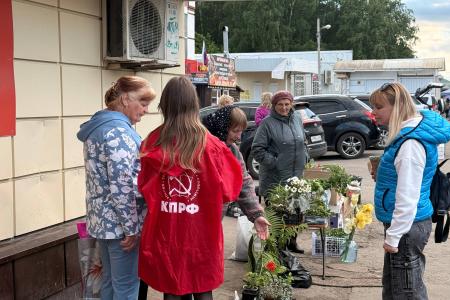 Лидер пензенских коммунистов Олег Шаляпин провёл встречу с жителями микрорайона Окружной
