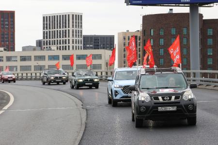 «Красные крылья Победы» вновь на улицах Москвы