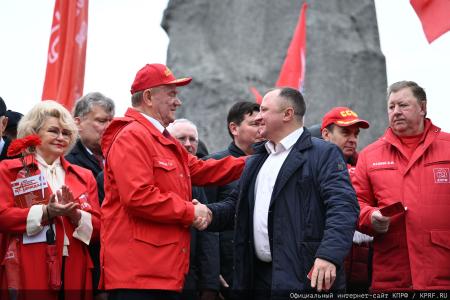Г.А. Зюганов на Первомайской акции в Москве: Солидарность трудового народа – это главное оружие тех, кто борется за мир, справедливость и подлинную свободу!