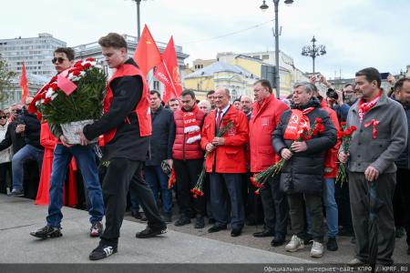 Г.А. Зюганов на Первомайской акции в Москве: Солидарность трудового народа – это главное оружие тех, кто борется за мир, справедливость и подлинную свободу!