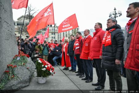 Г.А. Зюганов на Первомайской акции в Москве: Солидарность трудового народа – это главное оружие тех, кто борется за мир, справедливость и подлинную свободу!