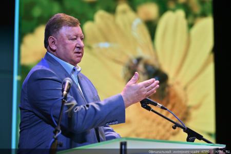Под знаком пчелы — с Геннадием Зюгановым: экология, мёд и продовольственная безопасность