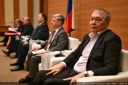 "Программа КПРФ пробьет себе дорогу!". Состоялось заседание фракции КПРФ в Госдуме 13 мая