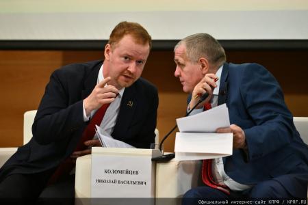 Управление современным мегаполисом: в Госдуме обсудили стратегию развития городов-миллионников и защиту прав граждан