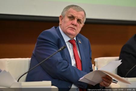 Управление современным мегаполисом: в Госдуме обсудили стратегию развития городов-миллионников и защиту прав граждан