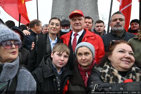 Г.А. Зюганов на Первомайской акции в Москве: Солидарность трудового народа – это главное оружие тех, кто борется за мир, справедливость и подлинную свободу!