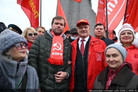 Г.А. Зюганов на Первомайской акции в Москве: Солидарность трудового народа – это главное оружие тех, кто борется за мир, справедливость и подлинную свободу!