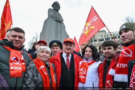 Г.А. Зюганов на Первомайской акции в Москве: Солидарность трудового народа – это главное оружие тех, кто борется за мир, справедливость и подлинную свободу!