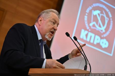 Управление современным мегаполисом: в Госдуме обсудили стратегию развития городов-миллионников и защиту прав граждан