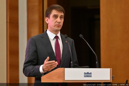 Управление современным мегаполисом: в Госдуме обсудили стратегию развития городов-миллионников и защиту прав граждан